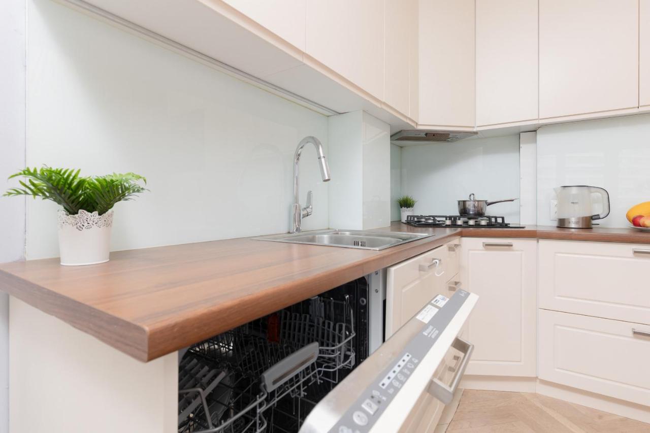 Zlota Apartment Center Of Warsaw By Noclegi Renters Eksteriør bilde