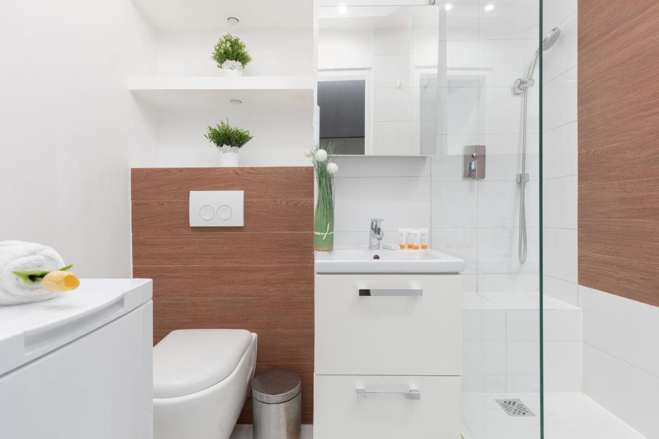 Zlota Apartment Center Of Warsaw By Noclegi Renters Eksteriør bilde